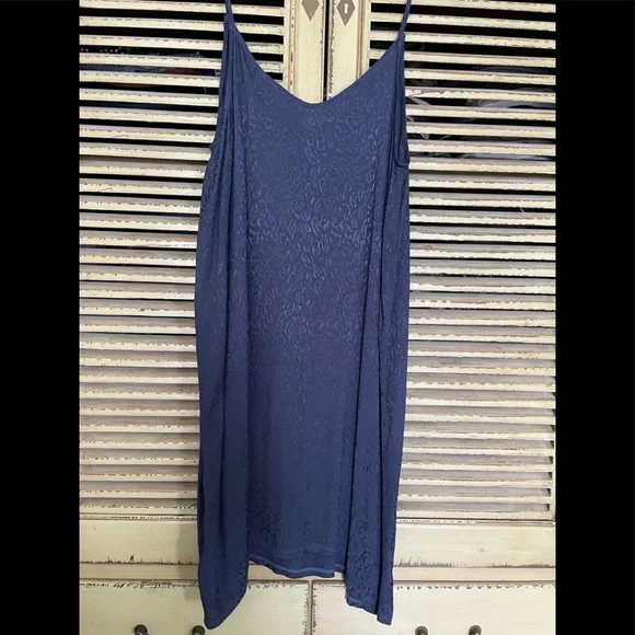 Nation LTD Penelope V Back slip dress - Picture 2 of 11